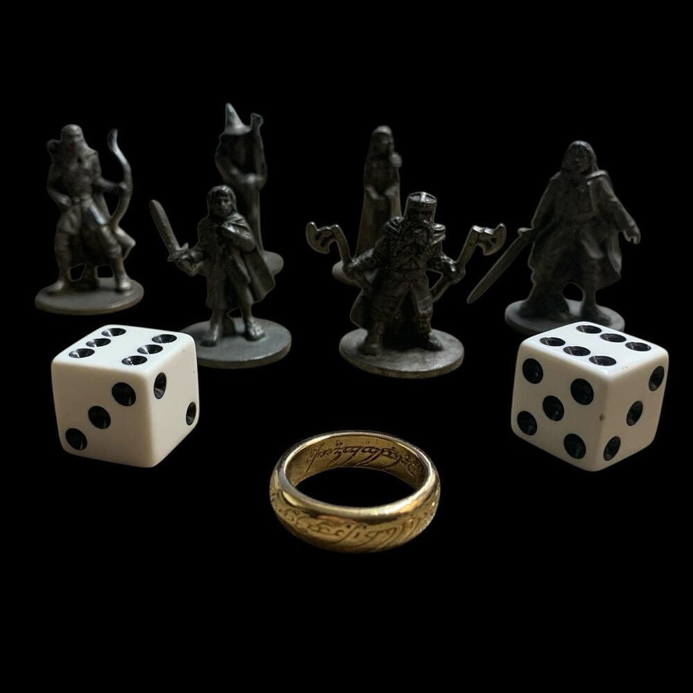 Monopoly The Lord of the Rings TRILOGY Edition 2003 Player Pieces Ring & Dice